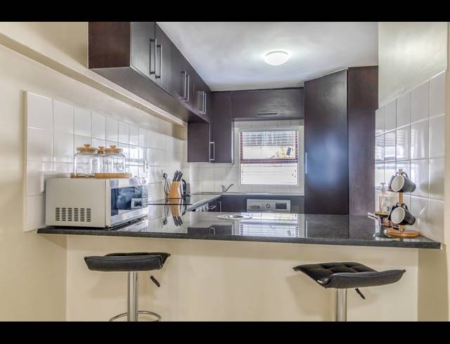 3 BEDROOM APARTMENT TO LET IN PAULSHOF